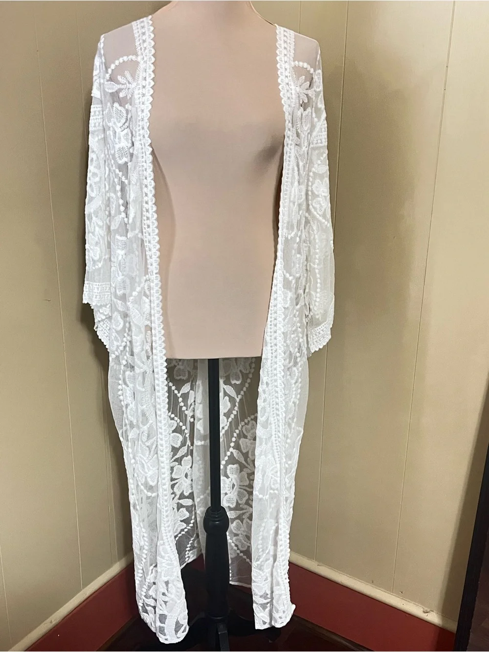 White Boho Lace Kimono Duster Floral Embroidered Festival Coverup One Size NWOT - Picture 7 of 9